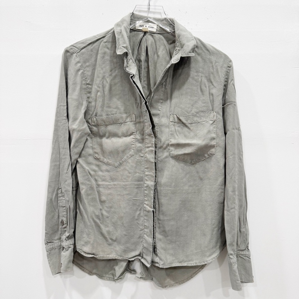 Anthropologie Cloth & Stone Long Sleeve Split Back Button Up Shirt Small Fall